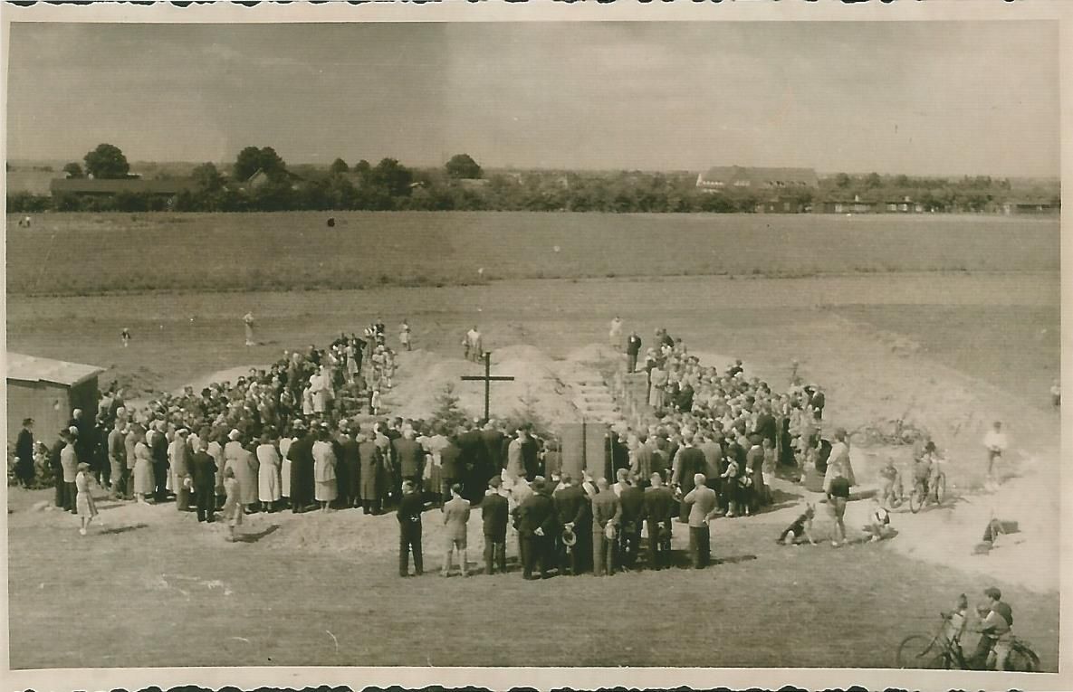 Grundsteinlegung Segenskirche 1953